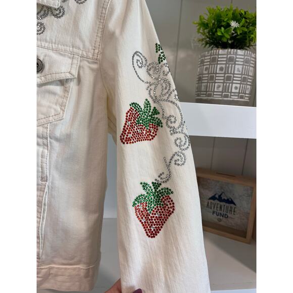 Aeropostale White Denim Jacket Med Rhinestone Strawberry Embellished Y2K Style - Picture 6 of 16